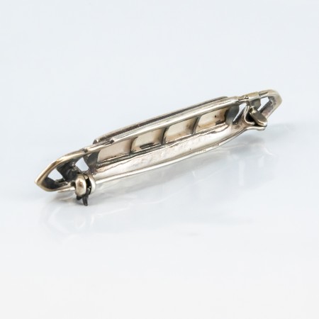 Broche vintage de plata con marcasitas y nácar
