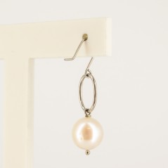 Pendientes de oro blanco y perlas cultivadas