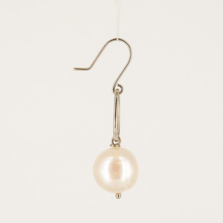 Pendientes de oro blanco y perlas cultivadas