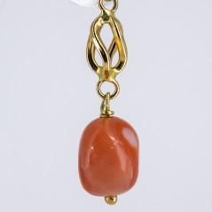 Pendientes de oro 18 kt. con coral natural del Pacífico