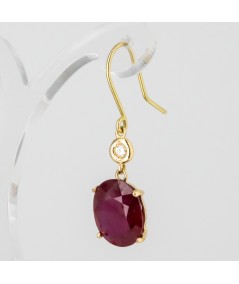 Par de Pendientes 18kt con Diamantes y Rubí