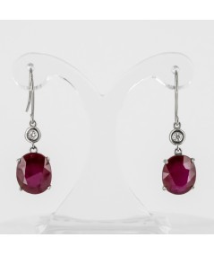 Par de Pendientes 18kt Oro Blanco con Diamantes y Rubí