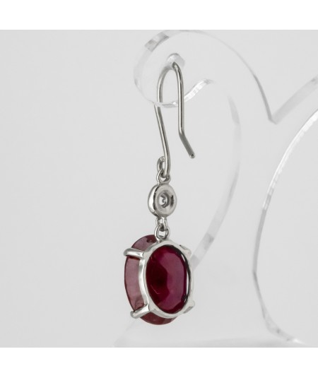 Par de Pendientes 18kt Oro Blanco con Diamantes y Rubí