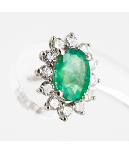 Pendientes de Oro Blanco 14kt con Diamantes y Esmeralda