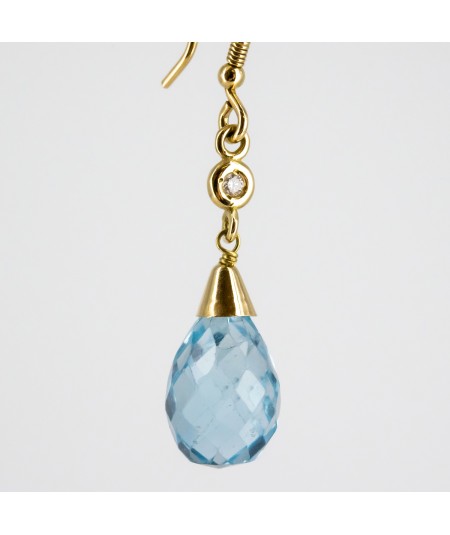 Pendientes de oro 18kt con Diamantes y Topacio Azul