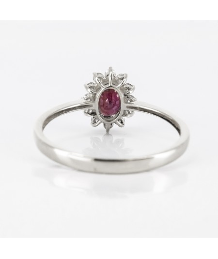 Anillo de Oro Blanco 14kt con Diamantes y Rubí