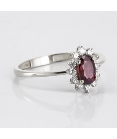 Anillo de Oro Blanco 14kt con Diamantes y Rubí