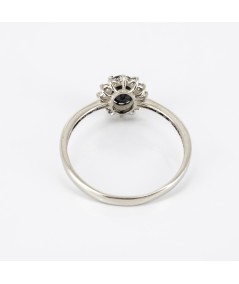 Anillo de Oro Blanco 14kt con Diamantes y Zafiro