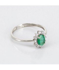 Anillo de Oro Blanco 14kt con Diamantes y Esmeralda
