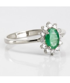 Anillo de Oro Blanco 14kt con Diamantes y Esmeralda
