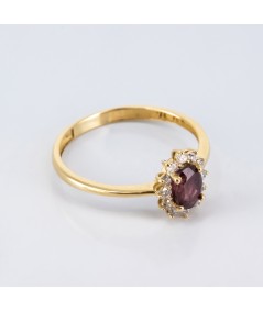 Anillo de Oro 14kt con Diamantes y Rubí