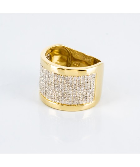Sortija de oro de 18 kt. con diamantes talla brillante
