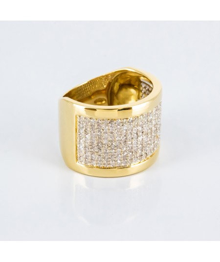 Sortija de oro de 18 kt. con diamantes talla brillante