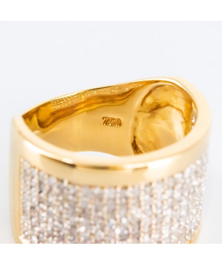 Sortija de oro de 18 kt. con diamantes talla brillante