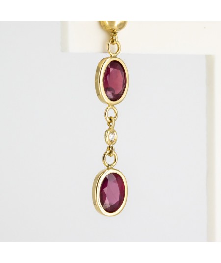 Pendientes de Oro 18kt con Diamantes y Rubí