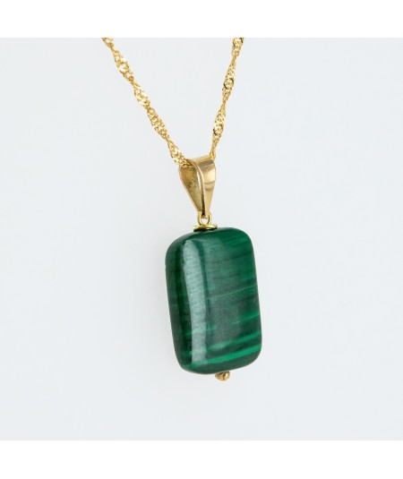 Colgante de malaquita con cadena de oro 18 kt.