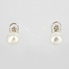 Par de pendientes de oro blanco de 18 kt. con diamantes talla brillante y perlas australianas