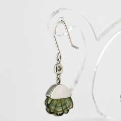 Par de pendientes de oro blanco de 18 kt. con turmalinas y diamantes talla brillante