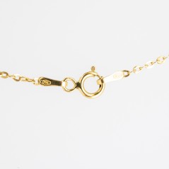 Conjunto de gargantilla y pendientes de oro amarillo de 18 kt. con nácar y diamantes talla brillante