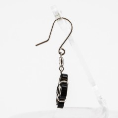 Conjunto de gargantilla y pendientes de oro blanco de 18 kt. con ónix y diamantes talla brillante