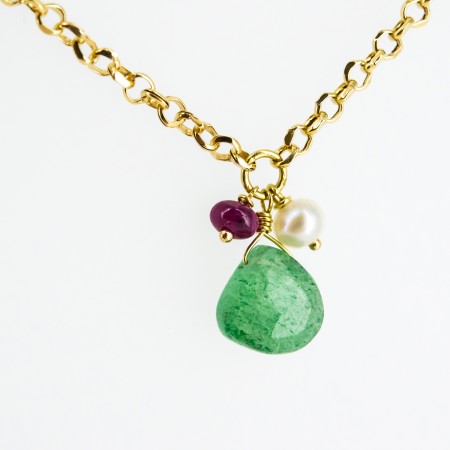 Gargantilla de oro 18 kt. con peridoto, perlas y rubí