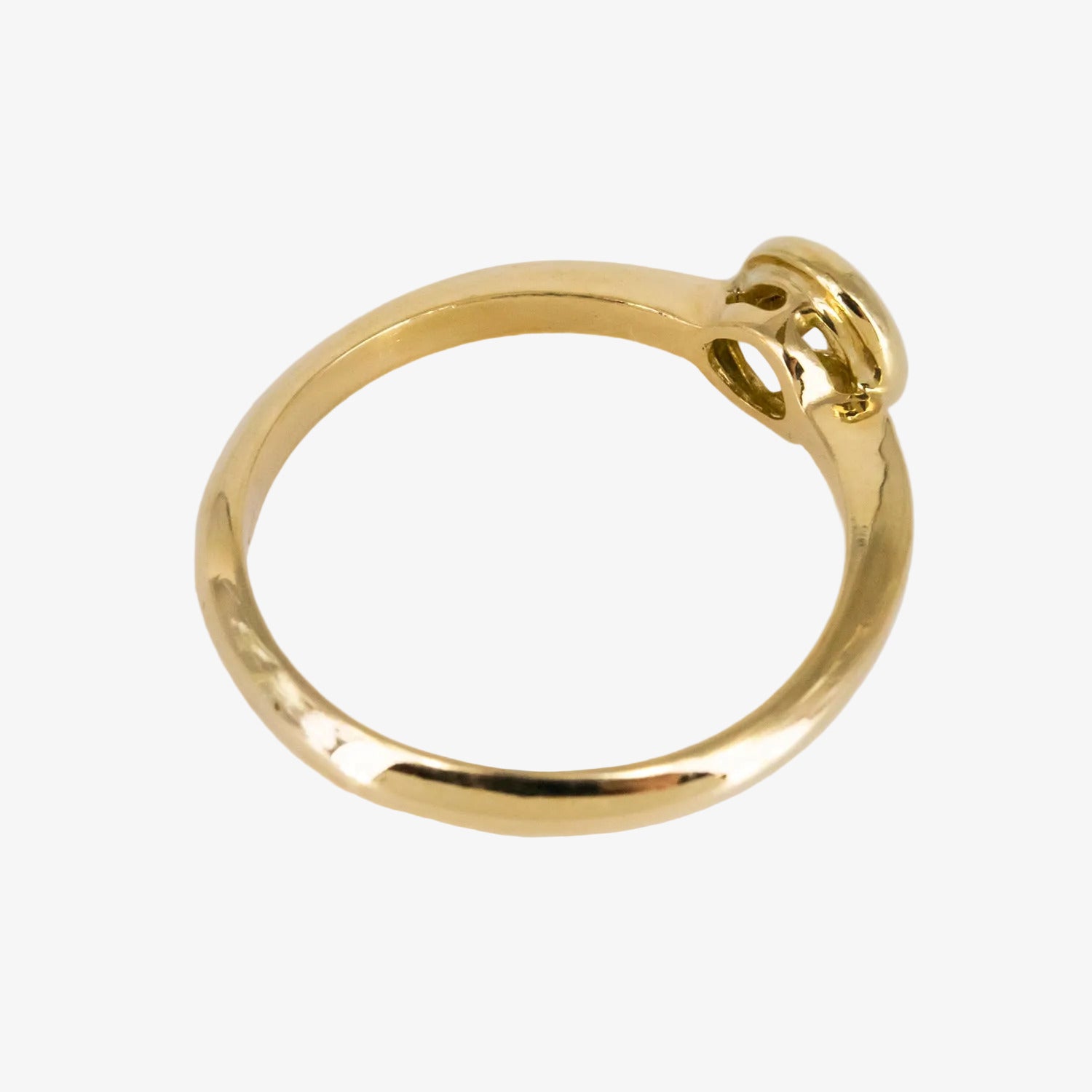 Solitario de oro 18 kt. con diamante talla brillante