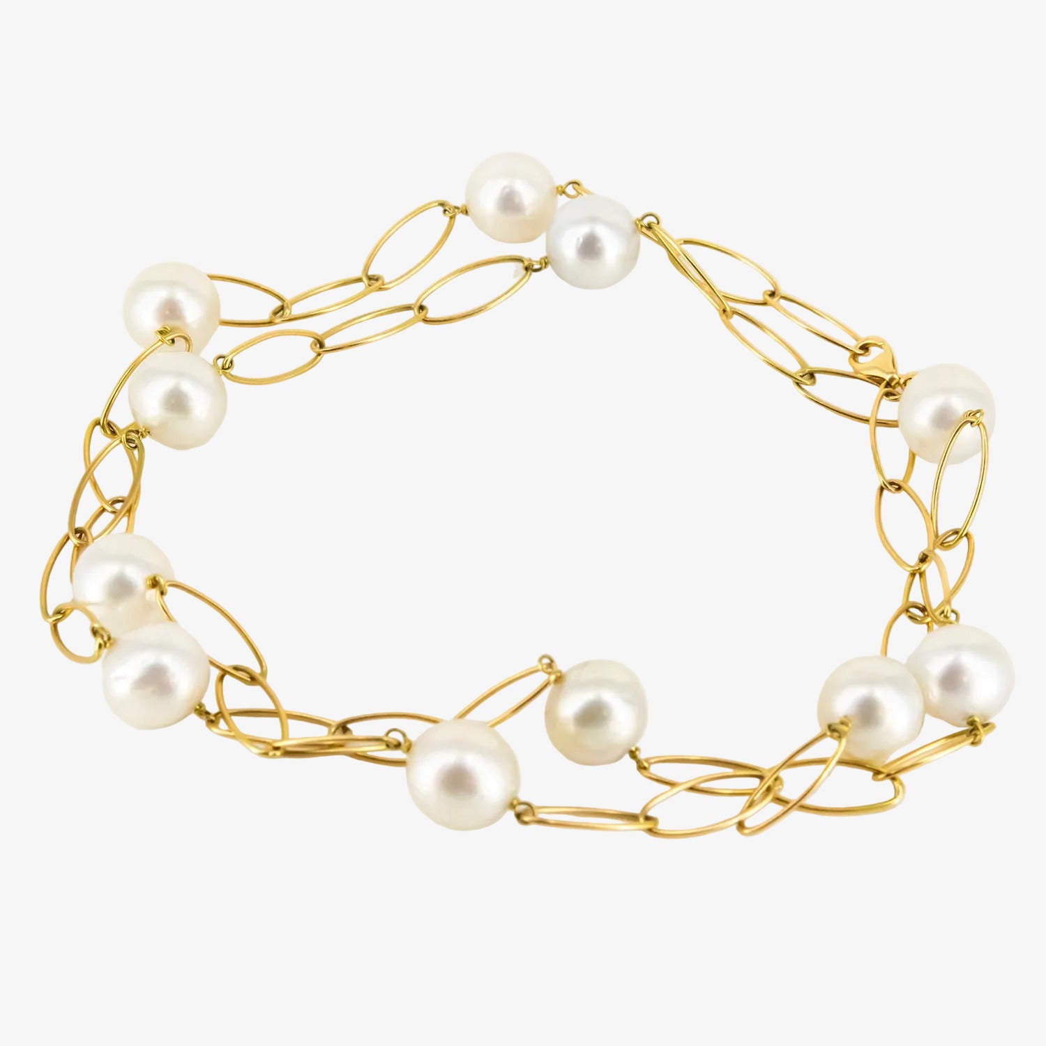 Collar de oro de 18 kt. con perlas australianas de 11 mm.