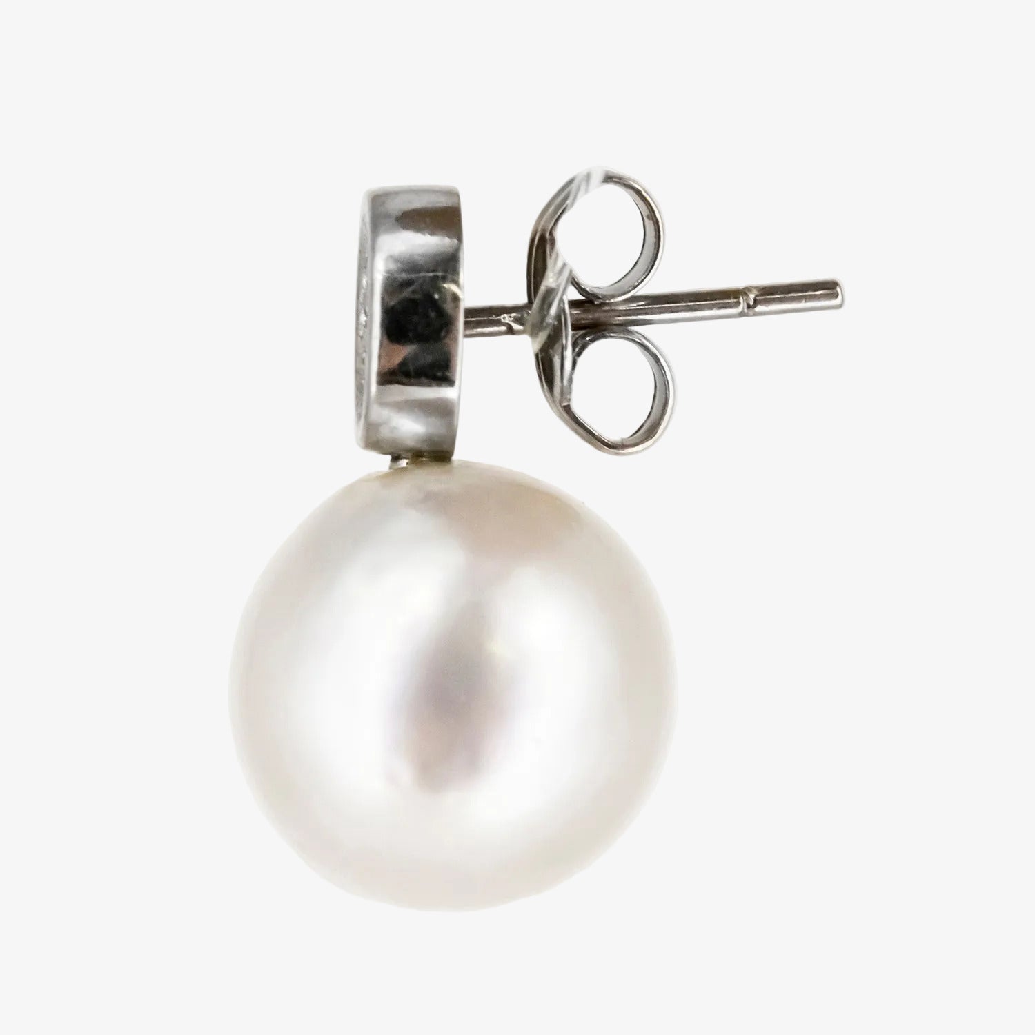Pendientes de oro blanco de 18 kt. con diamantes talla brillante y perlas australianas