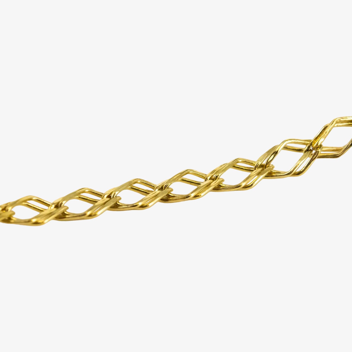 Pulsera de oro de 18 kt. con topacios azules ovalados