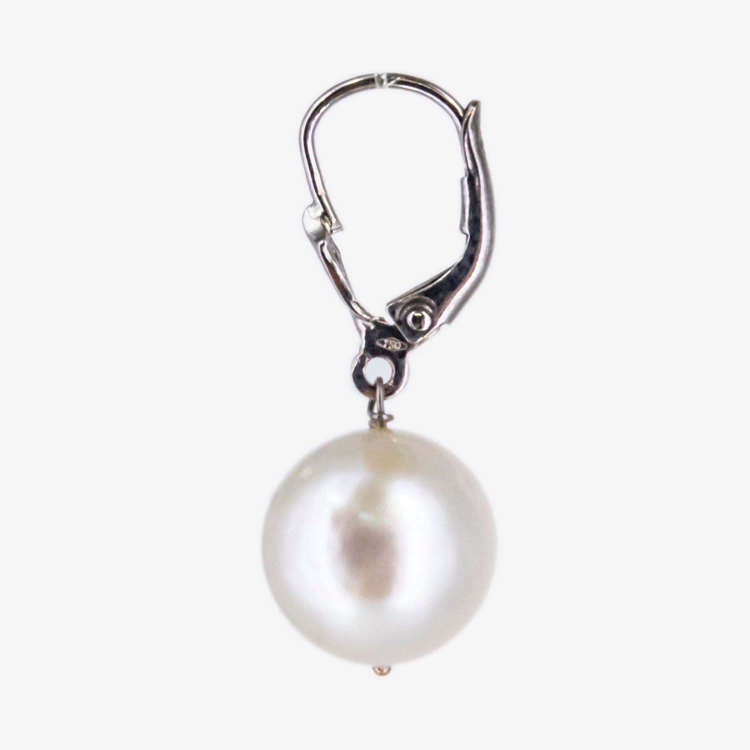Pendientes de oro blanco 18 kt. con perlas australianas y cierre tipo ballestilla