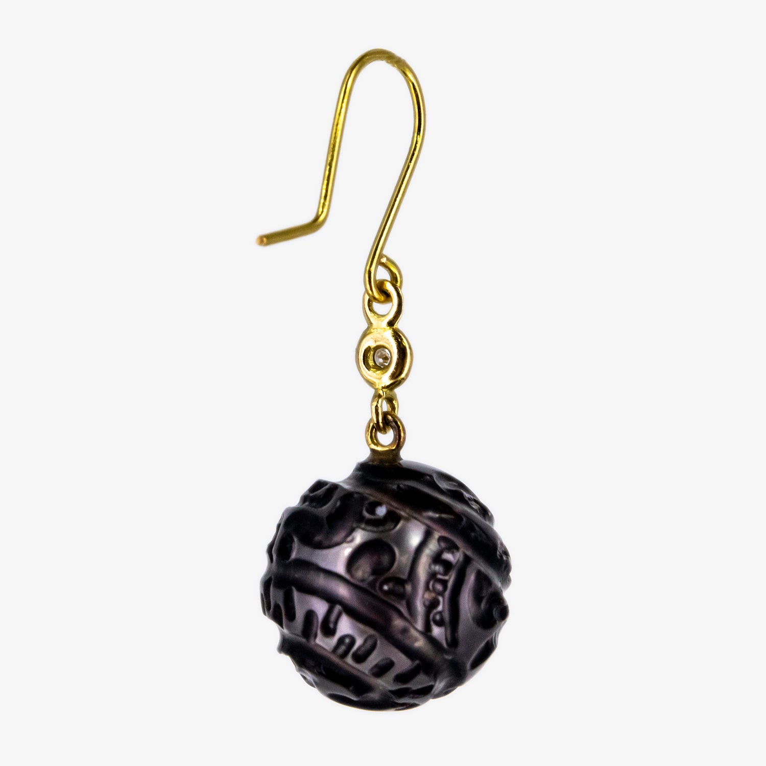 Pendientes de oro 18 kt. con diamantes y perlas de Tahití talladas a mano