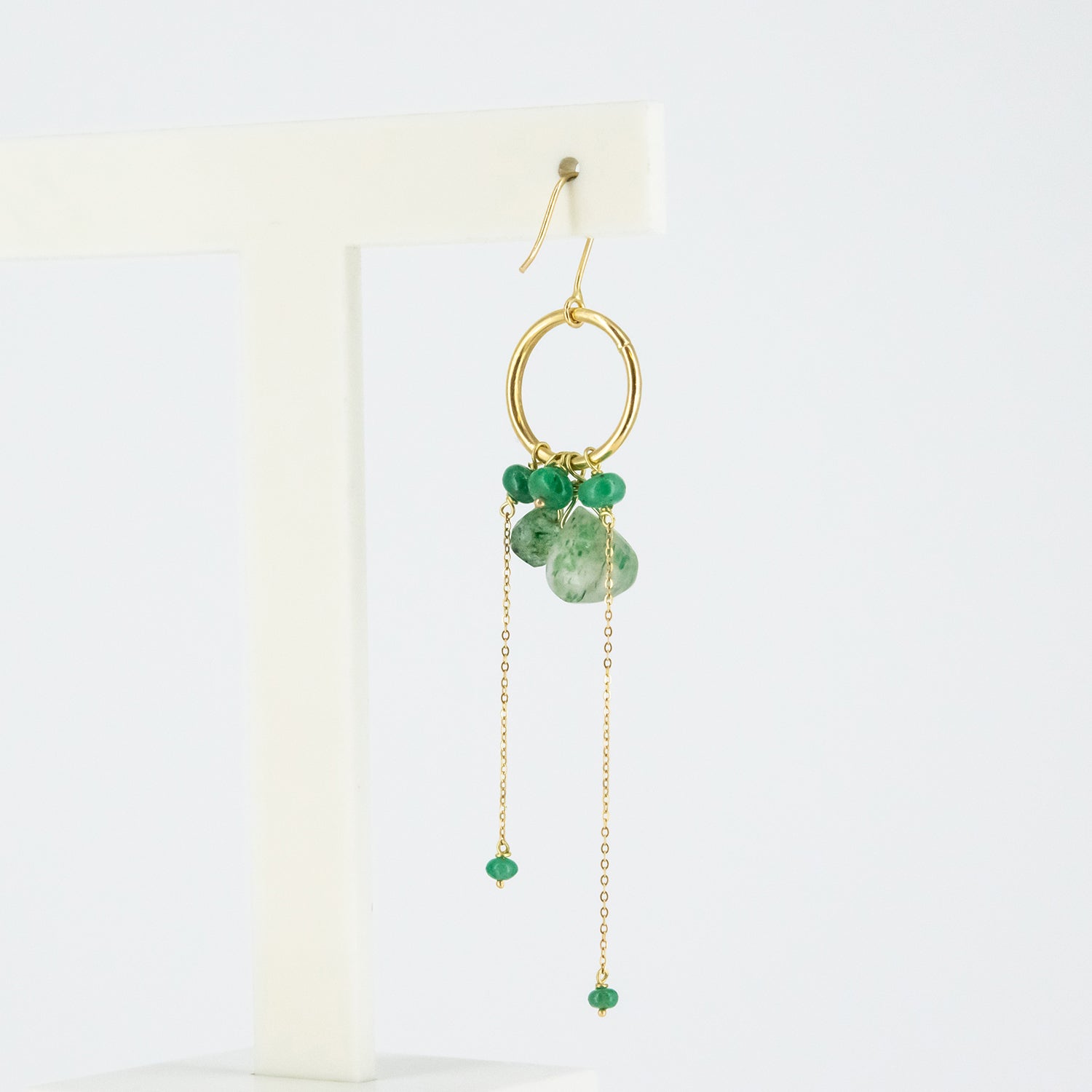 Pendientes de oro 18 kt. con esmeraldas y peridotos