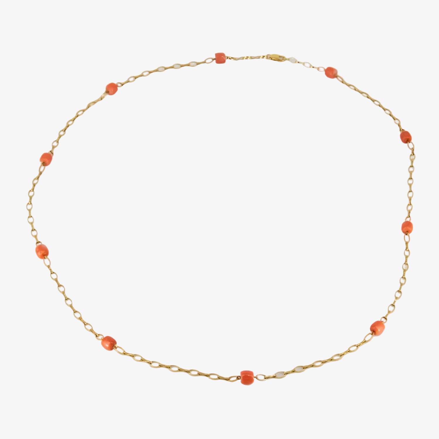Collar largo de oro de 18 kt. con corales naturales