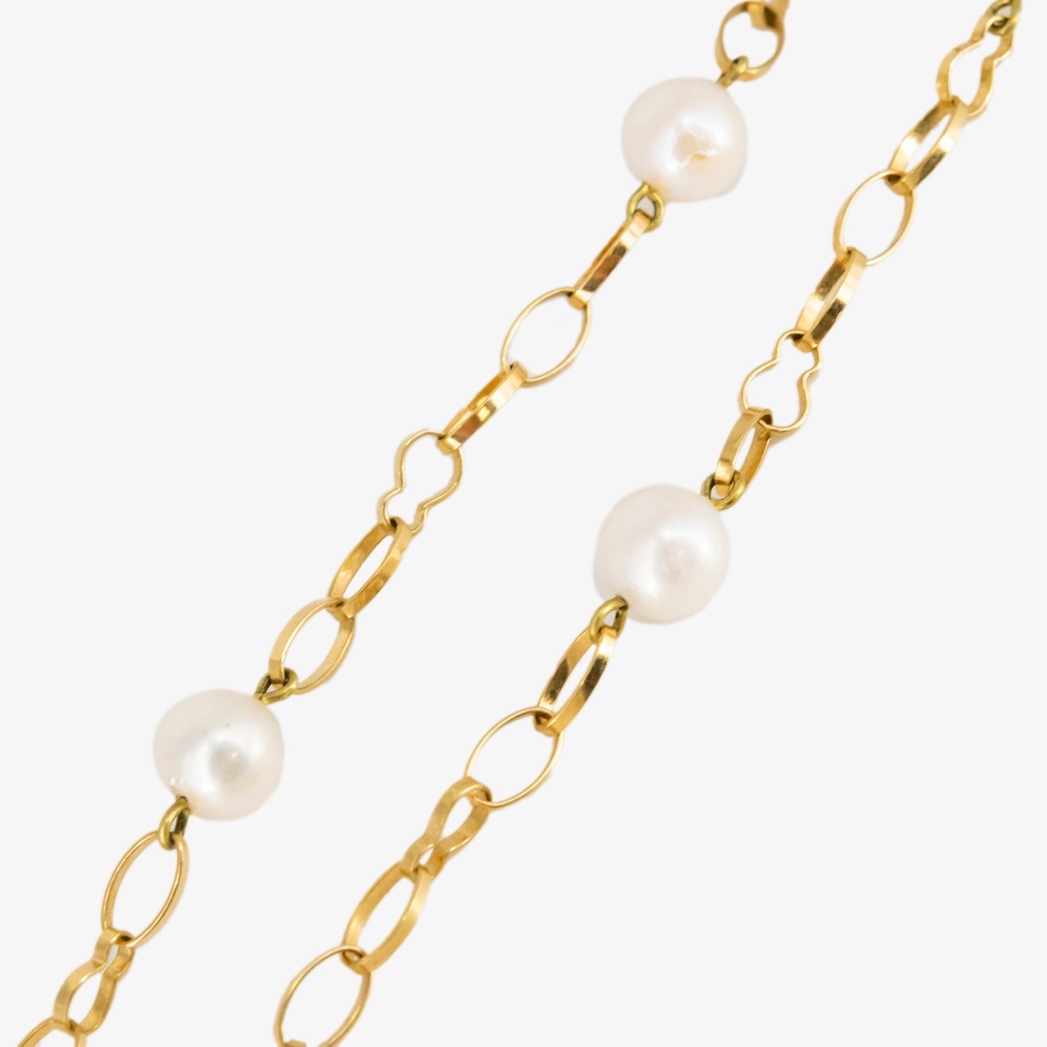 Gargantilla de oro de 18 kt. con perlas akoya