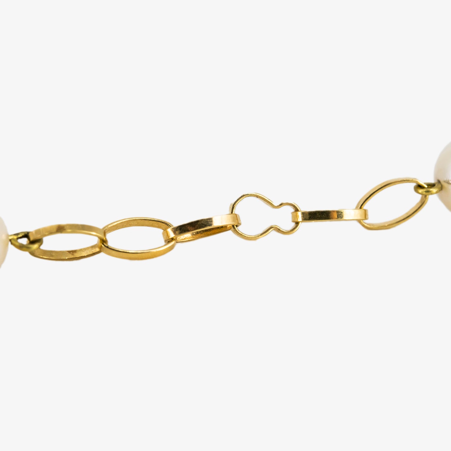 Gargantilla de oro de 18 kt. con perlas akoya