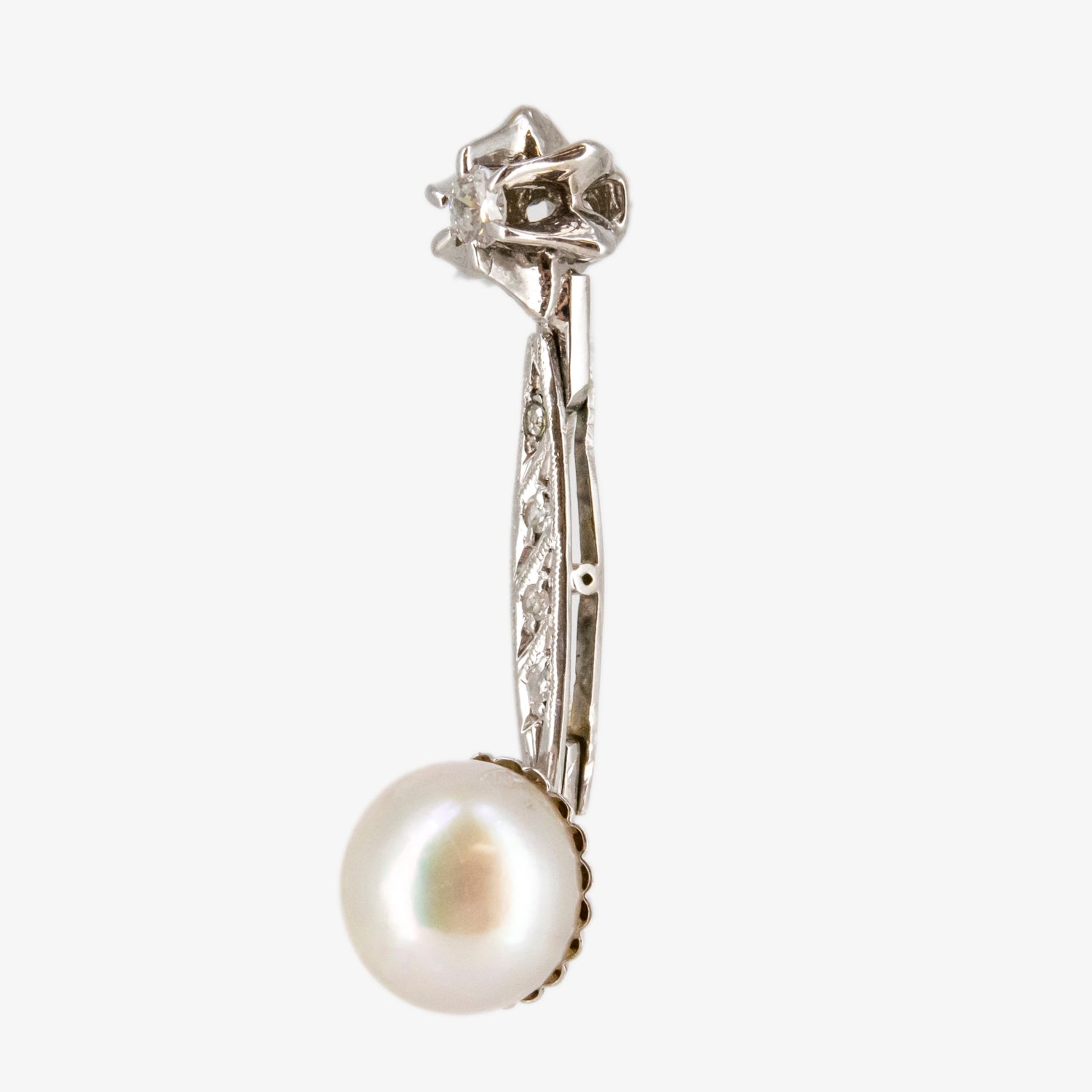 Pendientes de oro blanco 18 kt. con diamantes y perlas akoya