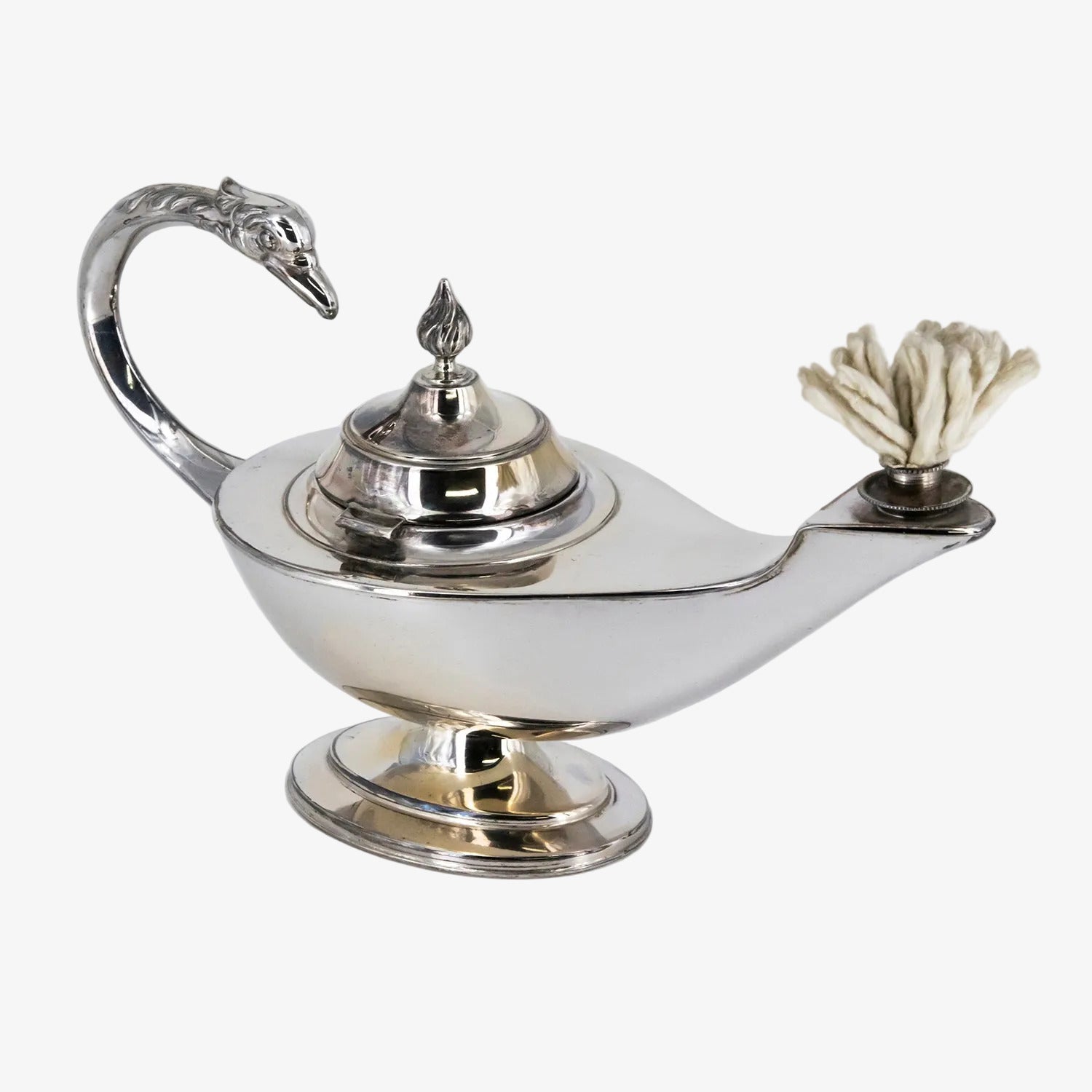 Lámpara de aceite realizada en plata de ley, vintage