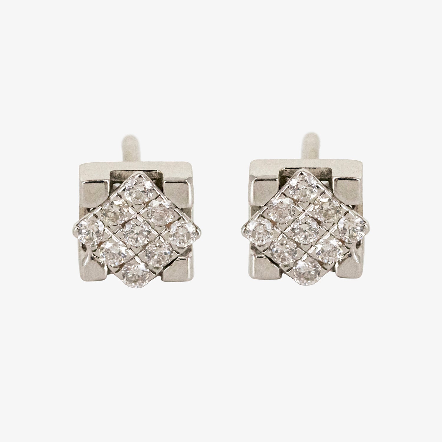 Pendientes de oro blanco 18 kt. con diamantes en "pressure setting"