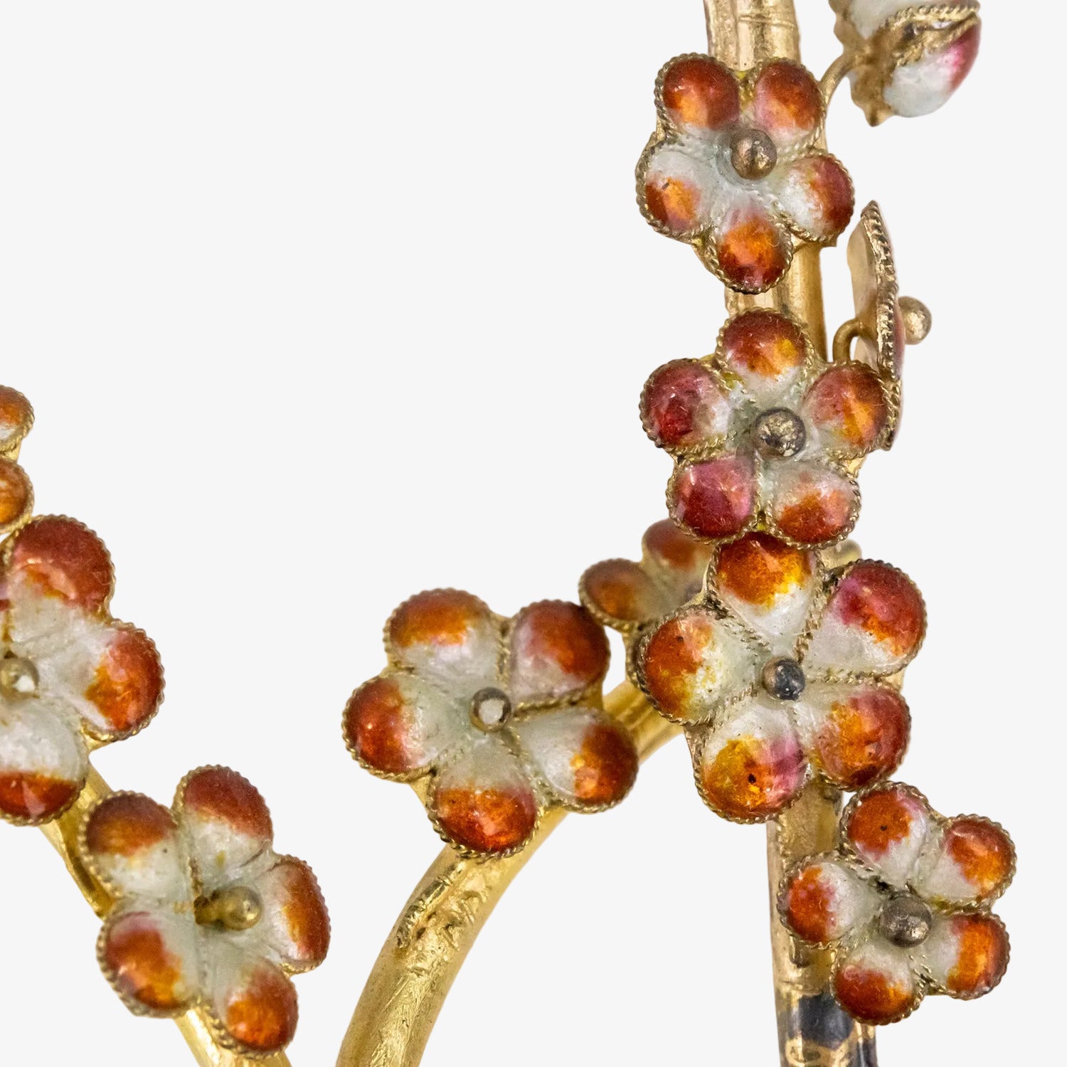 Figura decorativa con temática asiática de naturaleza