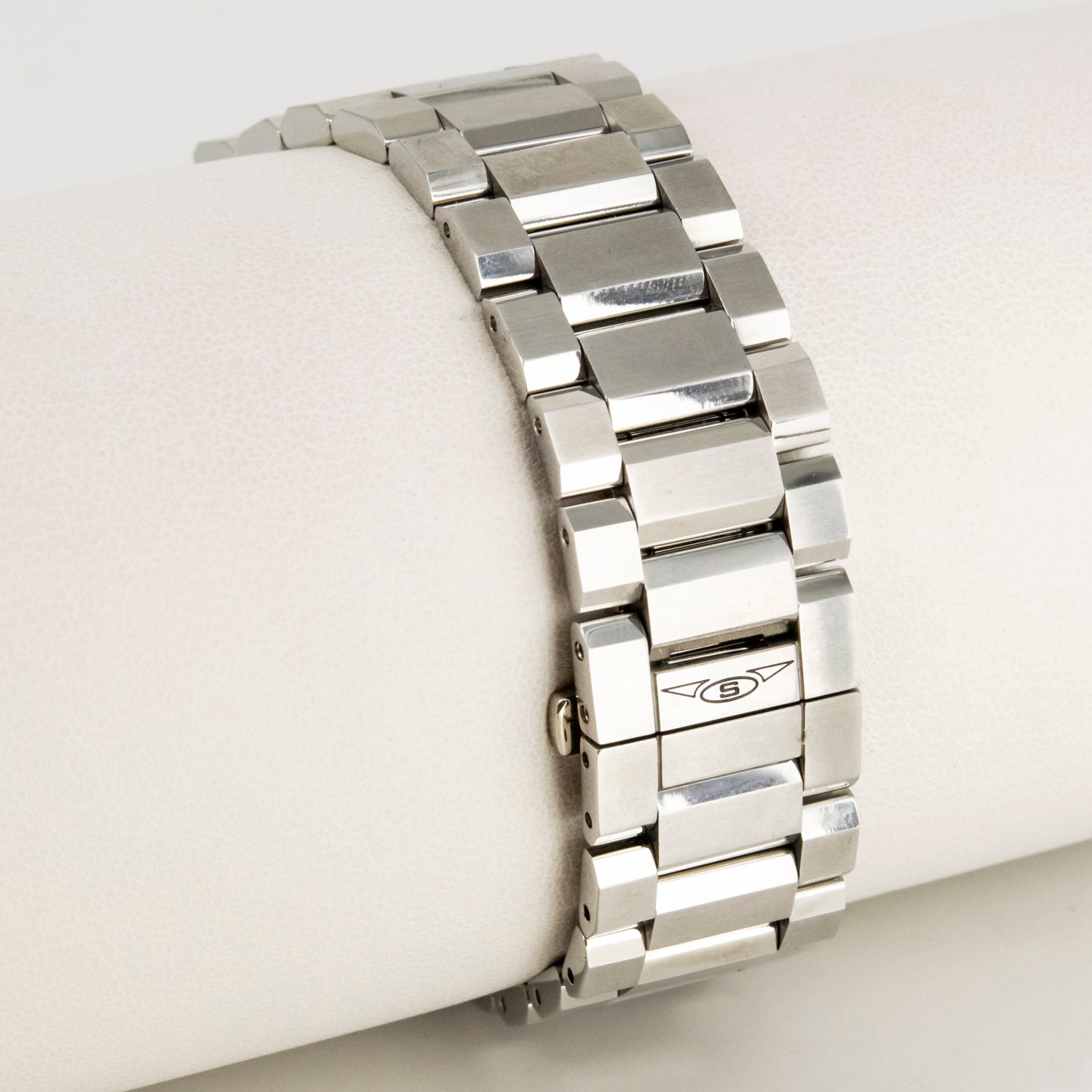 Reloj de pulsera Sandoz para caballero en acero inoxidable con cristal de zafiro