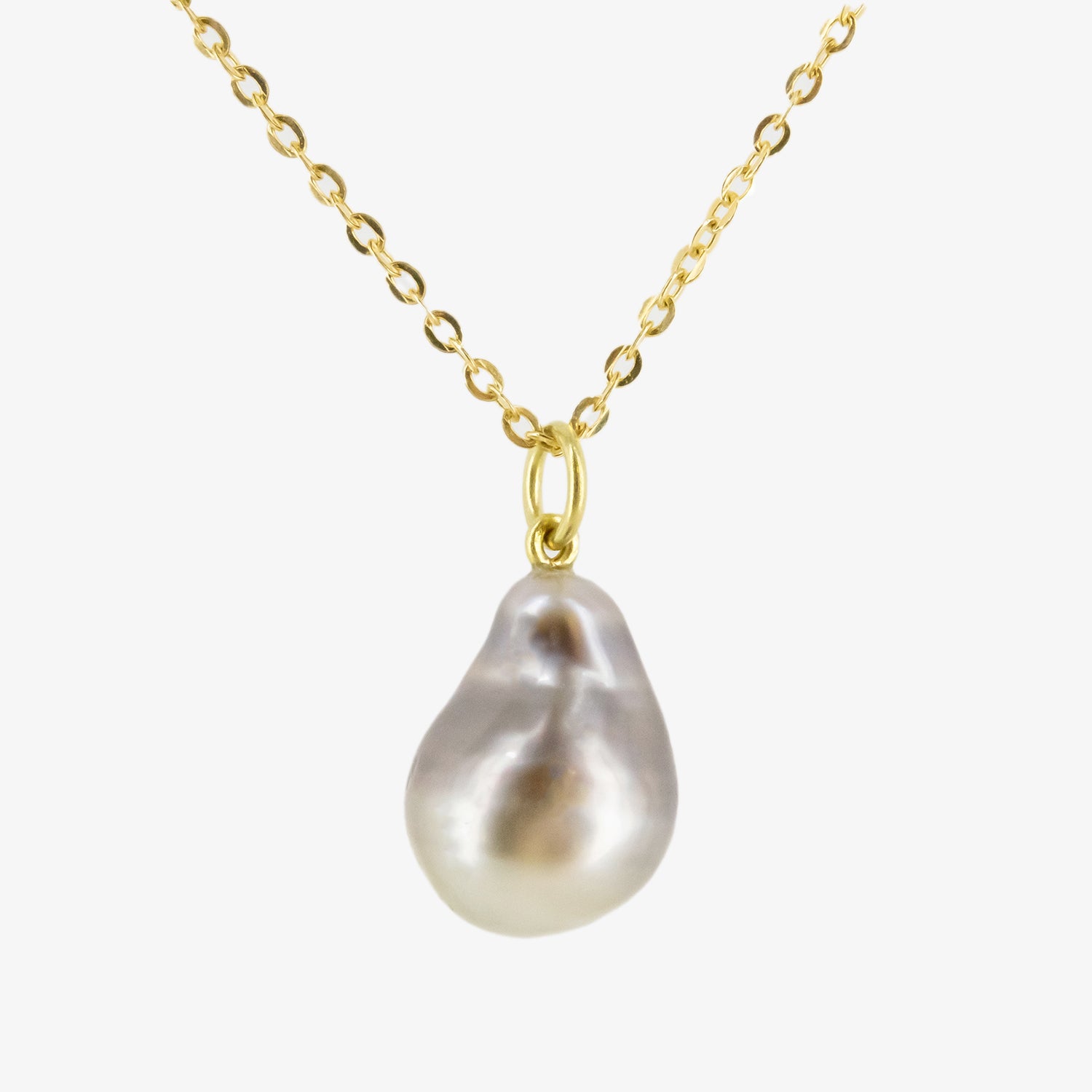 Set of 18 kt. gold pendant and earrings with diamonds and baroque Tahitian pearls