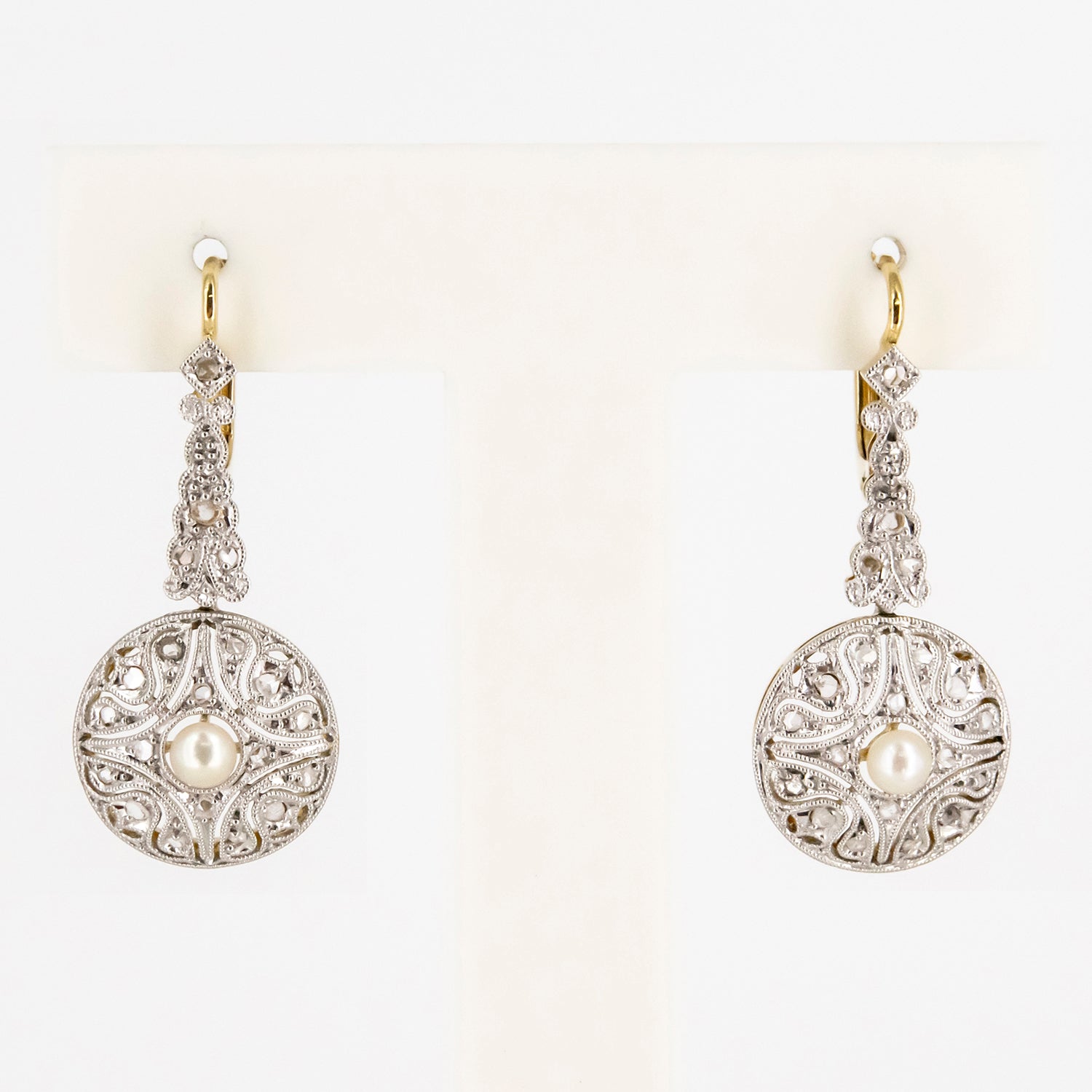 Pendientes vintage de oro bicolor de 18 kt. con diamantes y perlas akoya