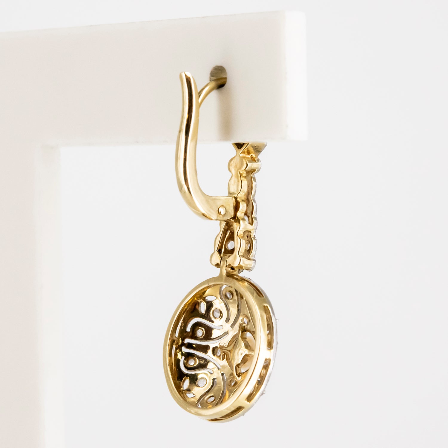 Pendientes vintage de oro bicolor de 18 kt. con diamantes y perlas akoya
