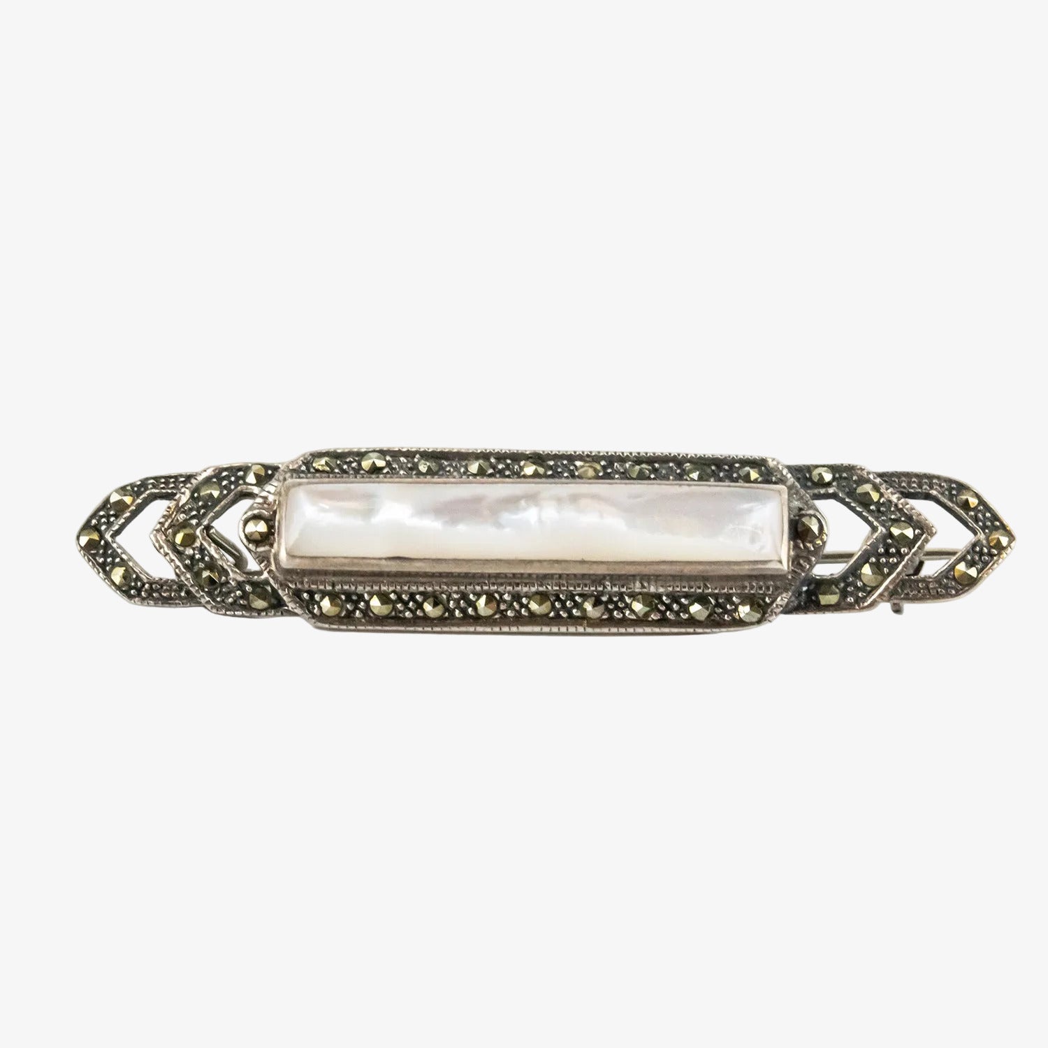 Broche vintage de plata con marcasitas y nácar