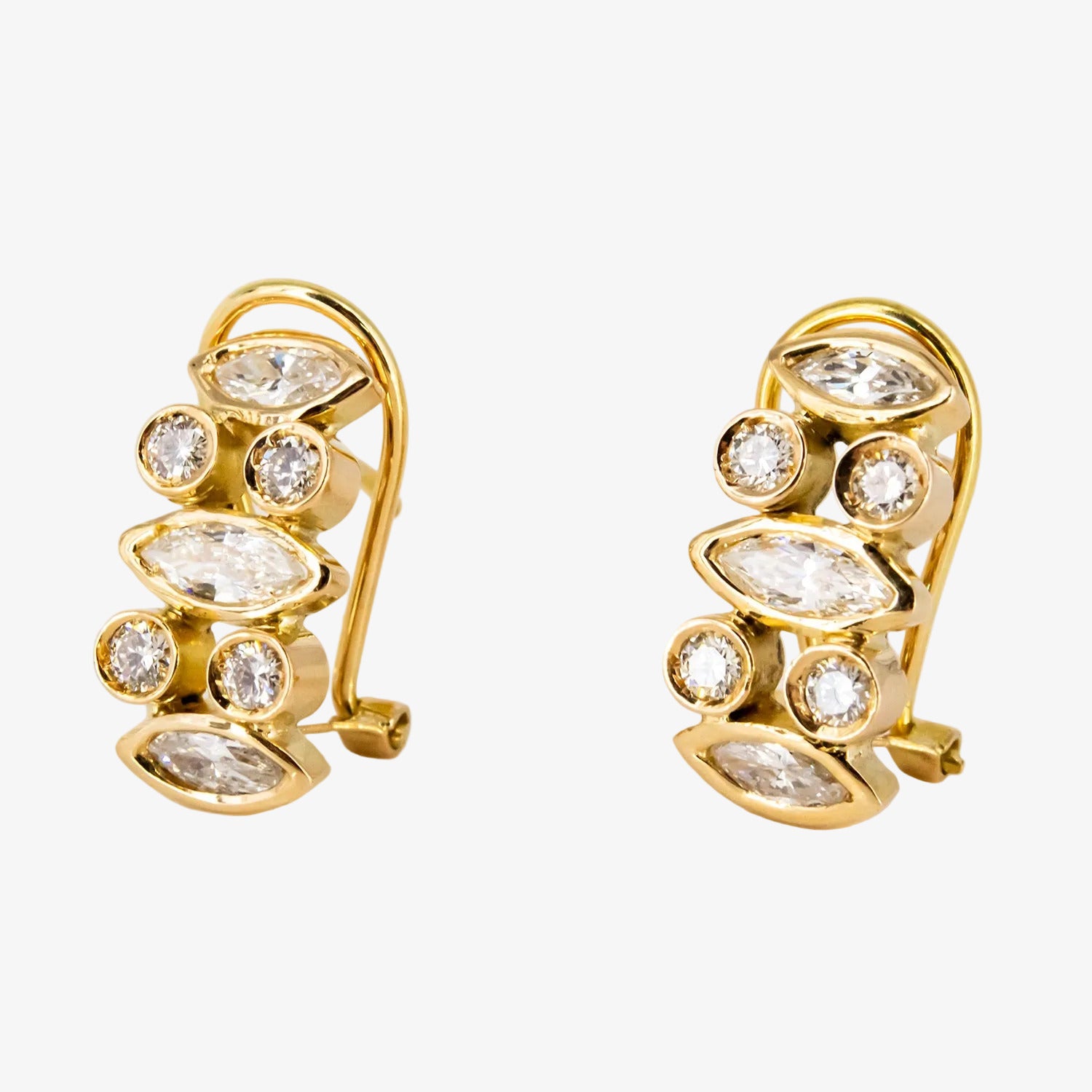 Pendientes de oro de 18 kt. con diamantes talla brillante y marquise