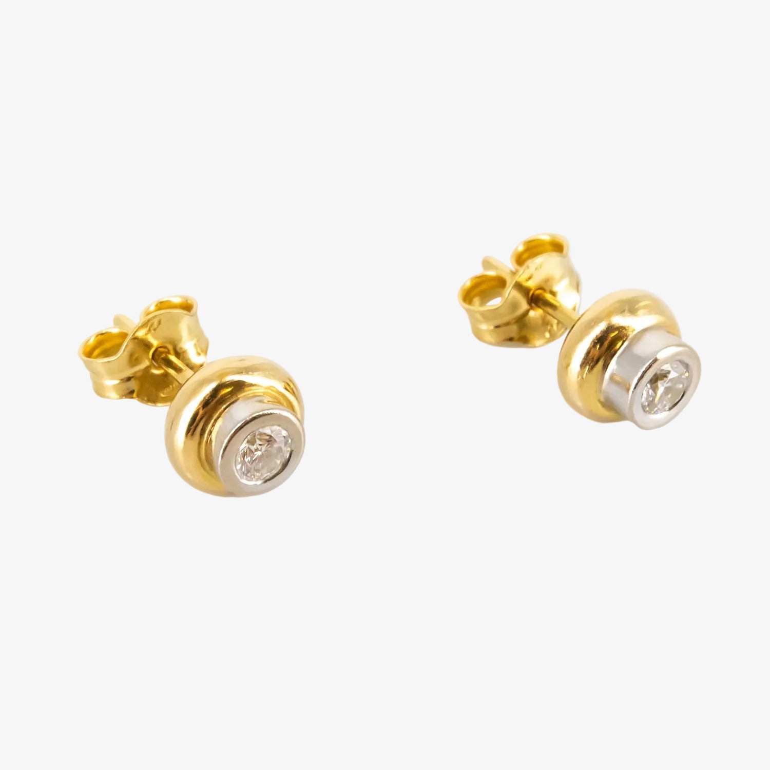 Pendientes de oro bicolor 18 kt. con diamantes talla brillante