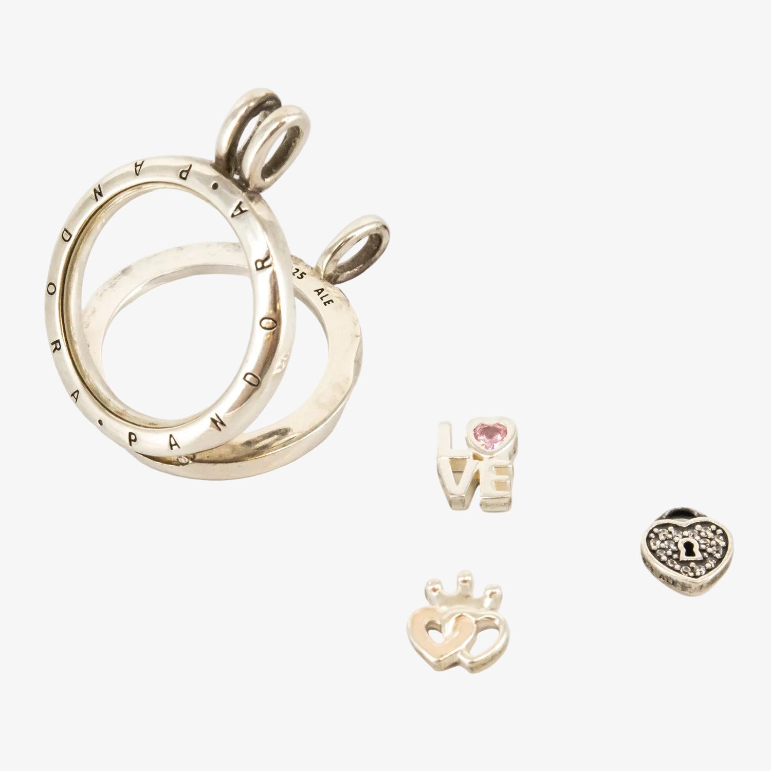 Colgante Pandora de plata de ley con charms
