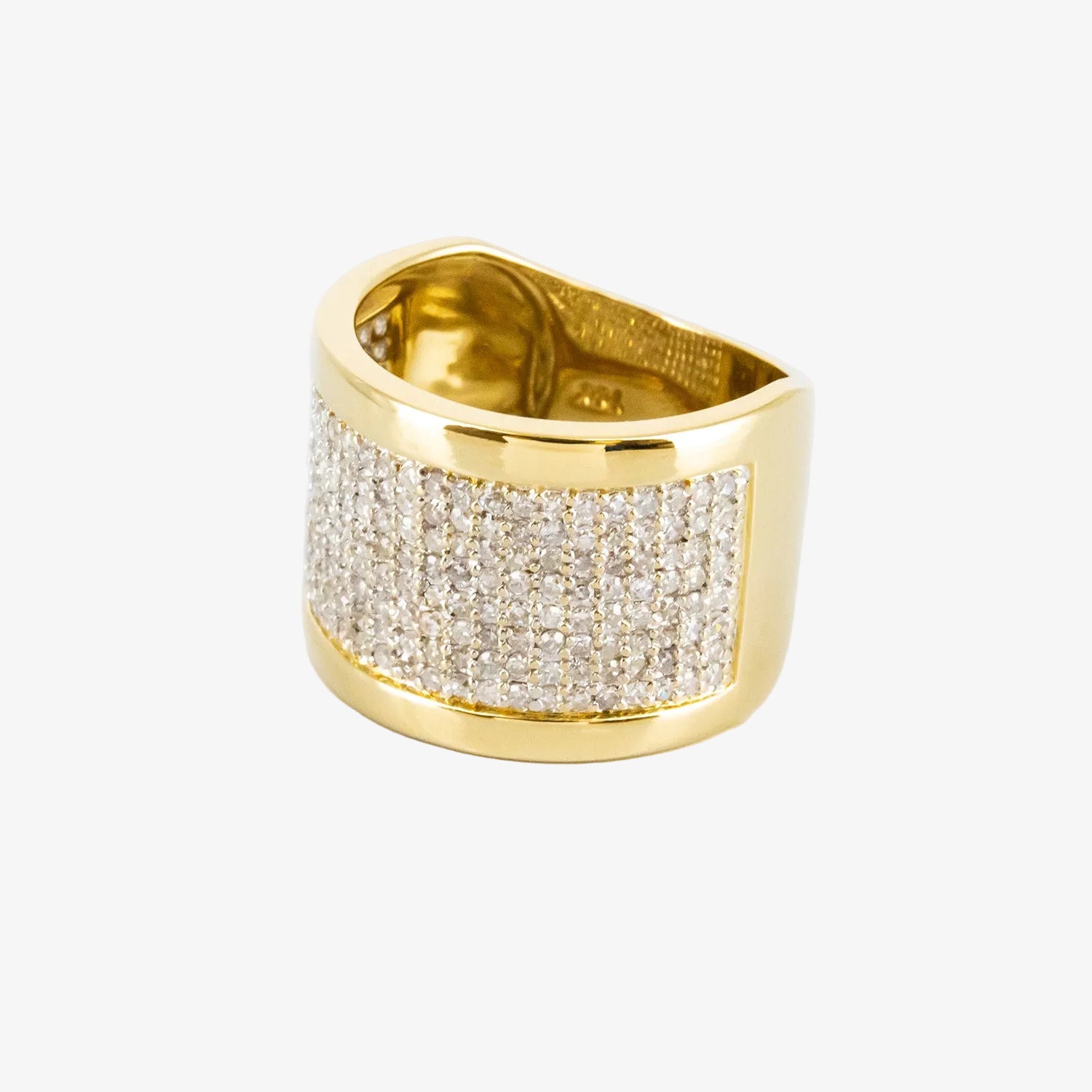 Sortija de oro amarillo de 18 kt. y 200 diamantes talla brillante
