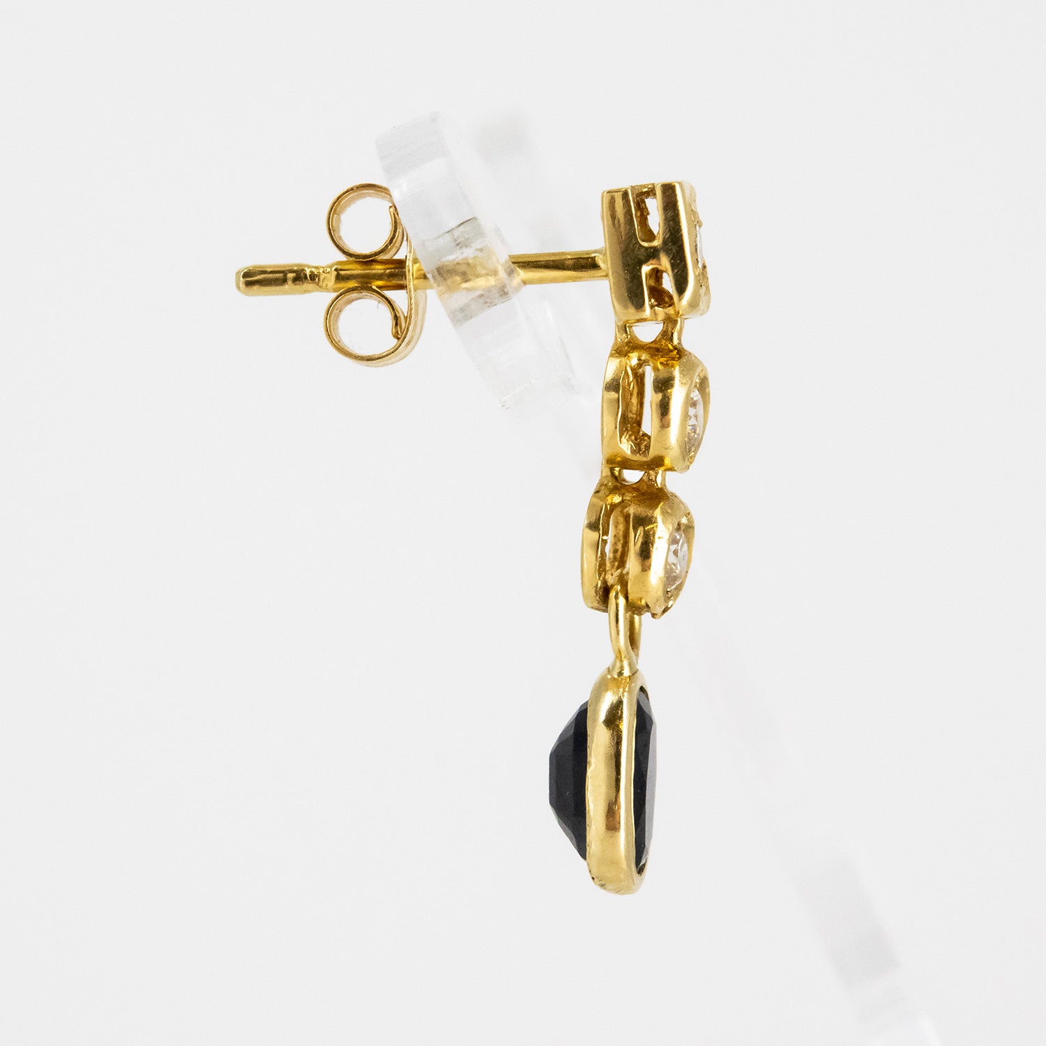Pendientes de oro 18 kt. con diamantes talla brillante y zafiros tallados