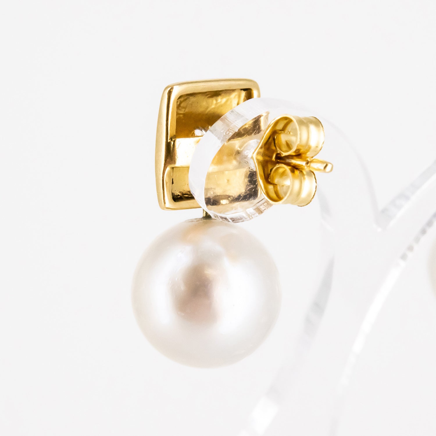Pendientes de oro 18 kt. con perlas australianas y diamantes